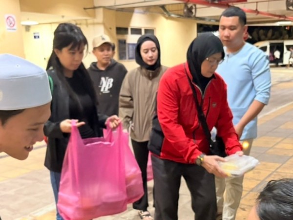 Kongsi juadah sahur, Program Singgah Sahur dekati warga kota